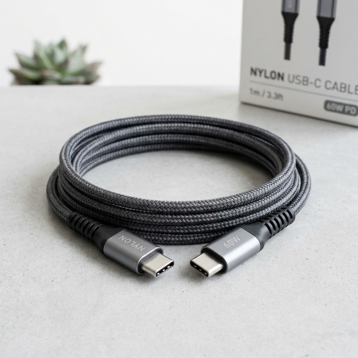 Right-Angle USB-C Gaming Cable 2m